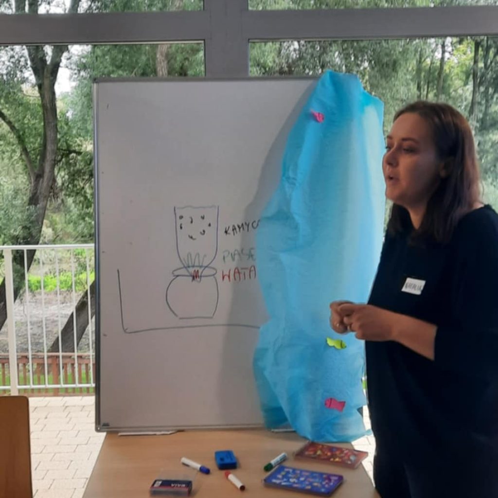 f5746121-f73f-4409-8cd1-7df2e50ec5b9